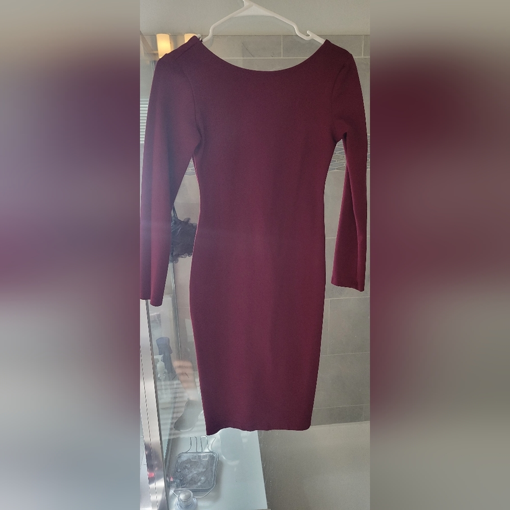 Lulus backless burgundy size 4 dress